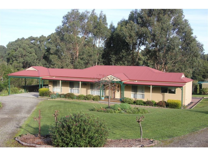 13 Old Thorpdale Road, Mirboo North VIC 3871