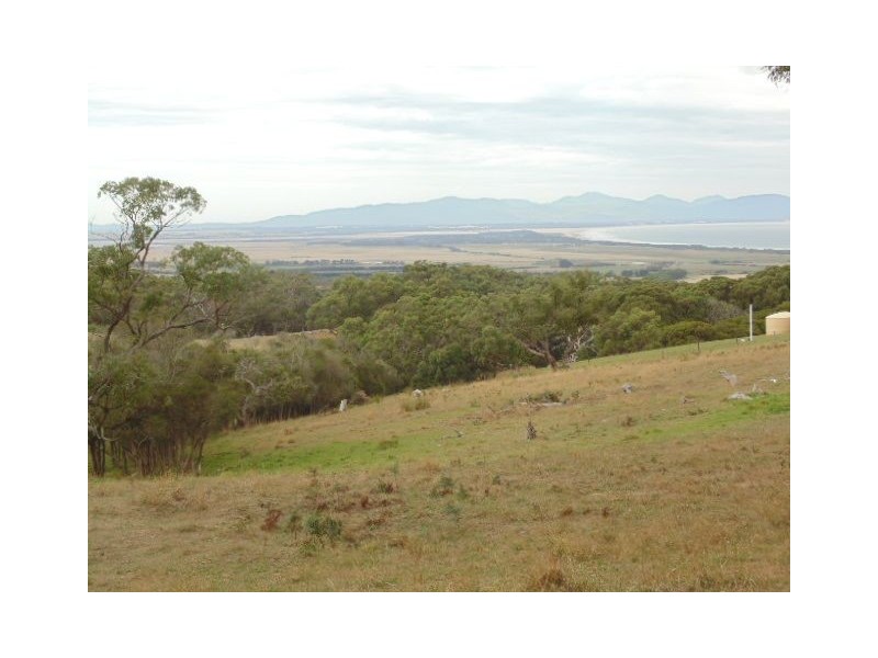 7 Thomson Road, Fish Creek VIC 3959