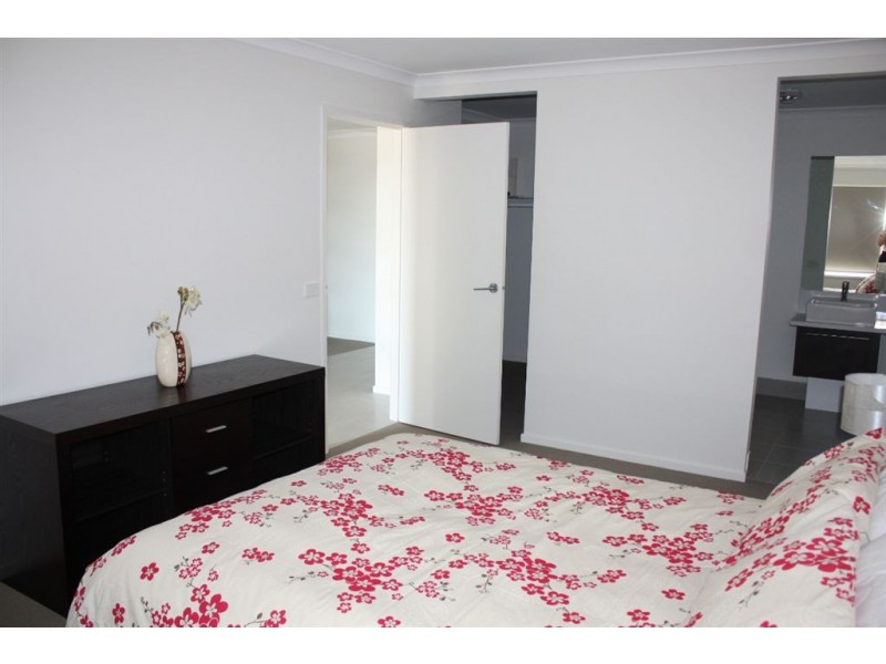 5 Oceanic Drive, Inverloch VIC 3996