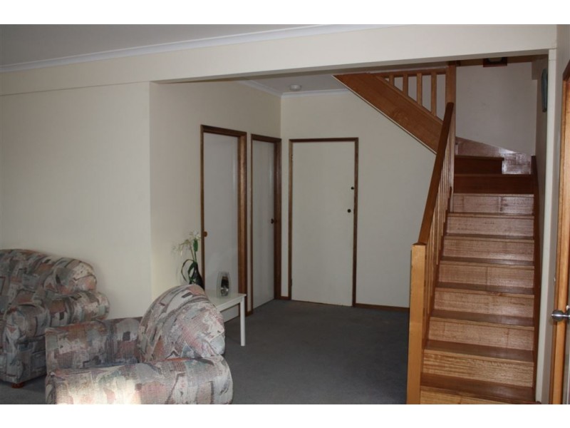 7 Scarborough Street, Inverloch VIC 3996