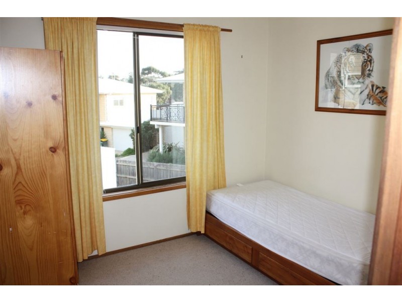 7 Scarborough Street, Inverloch VIC 3996