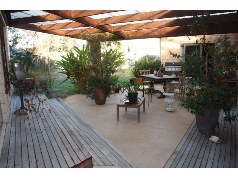 12 Melaleuca Mews, Inverloch VIC 3996