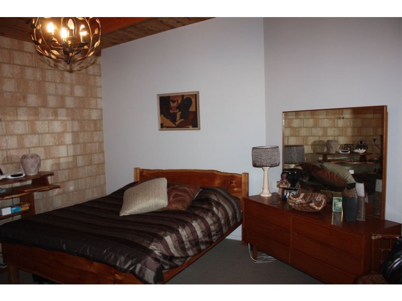 12 Melaleuca Mews, Inverloch VIC 3996