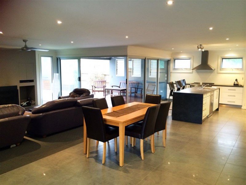 25 Darling Ave, Inverloch VIC 3996