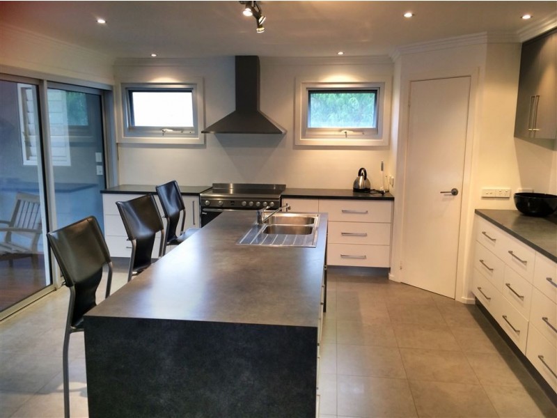 25 Darling Ave, Inverloch VIC 3996