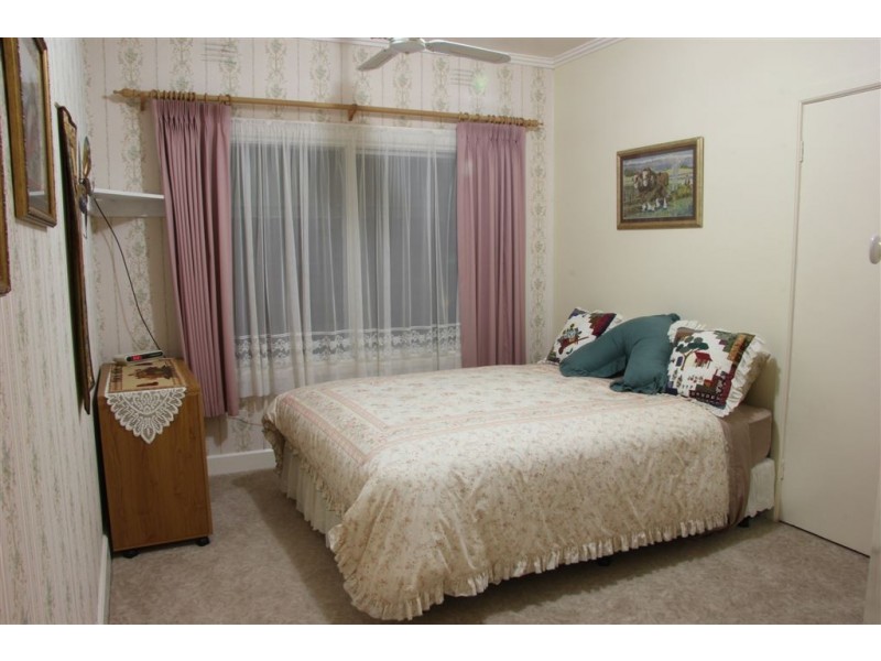 20 McCartins Lane, Mirboo North VIC 3871