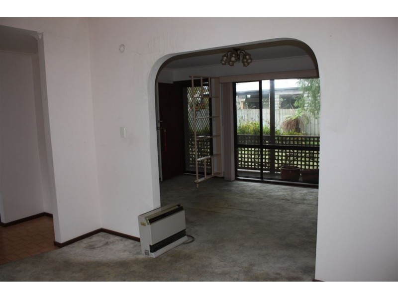 14 Short Street, Inverloch VIC 3996