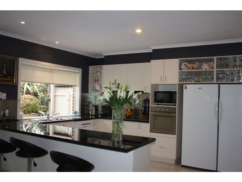 65 Woodland Heath, Inverloch VIC 3996