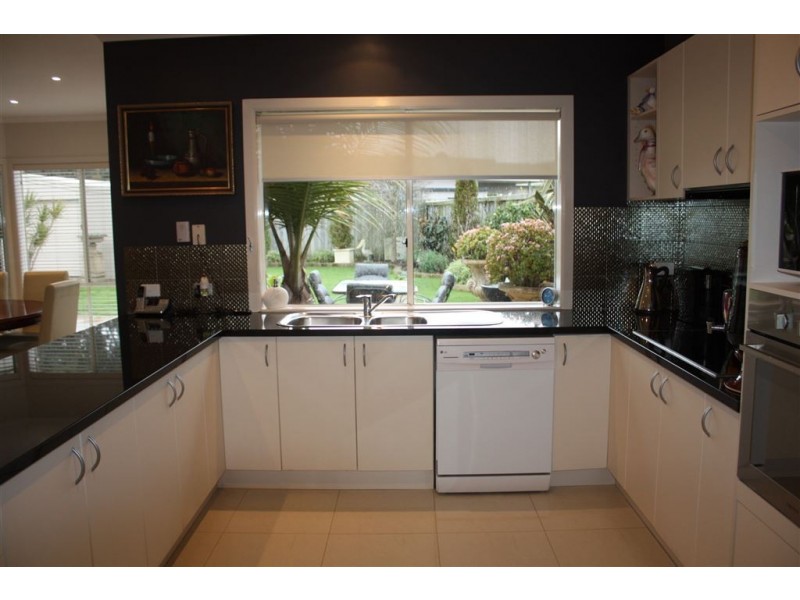 65 Woodland Heath, Inverloch VIC 3996
