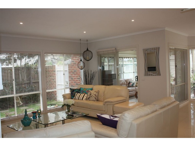 65 Woodland Heath, Inverloch VIC 3996