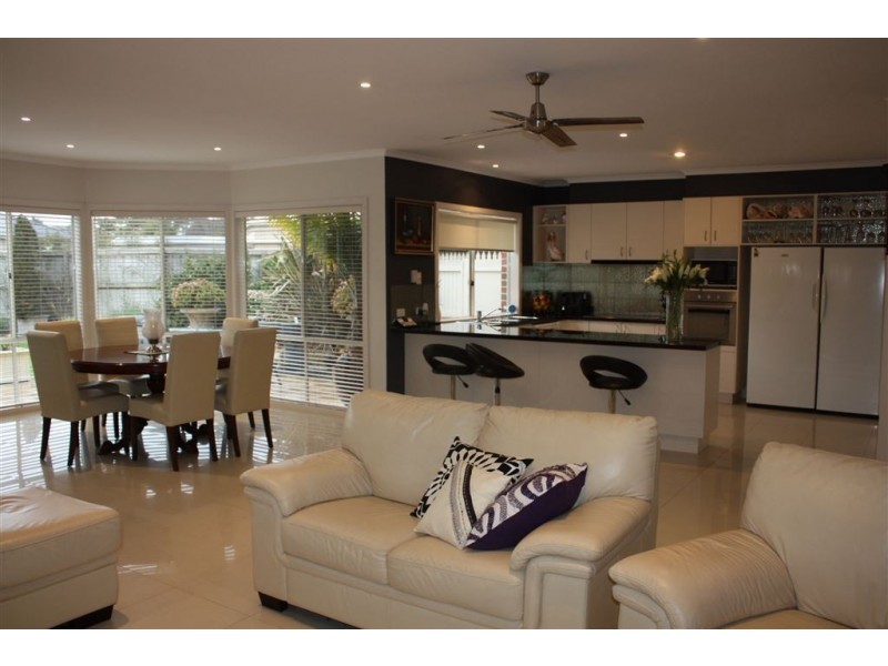 65 Woodland Heath, Inverloch VIC 3996
