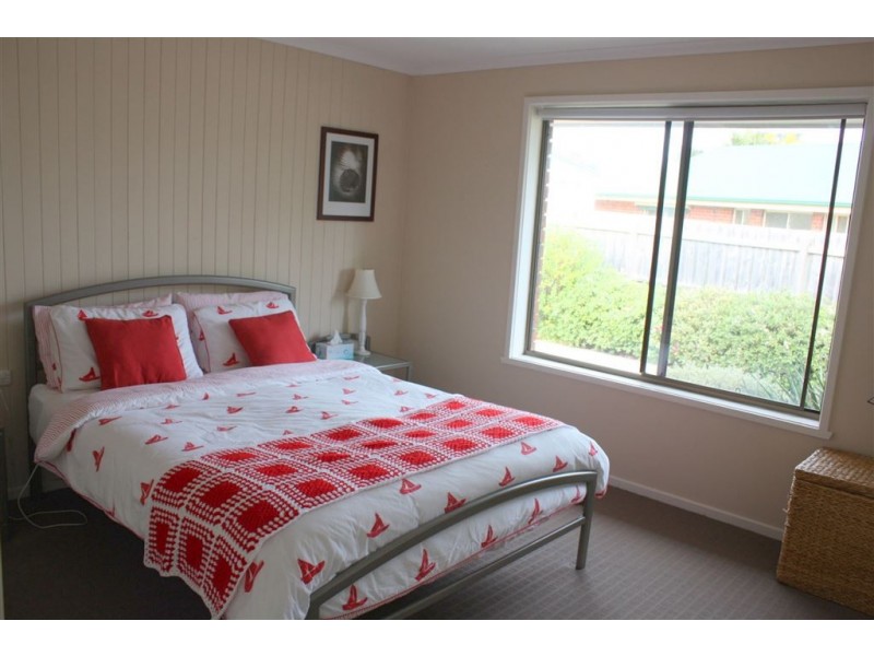 1 Usher Court, Inverloch VIC 3996