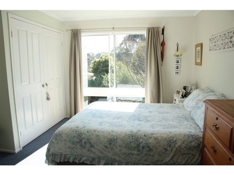 6 Railway Road, Mirboo North VIC 3871