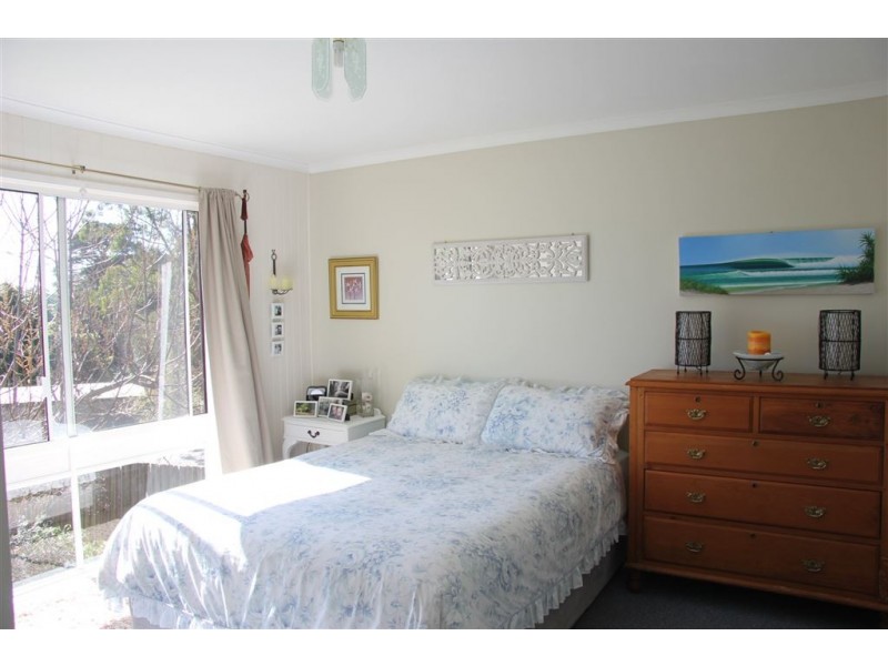 6 Railway Road, Mirboo North VIC 3871