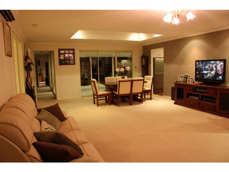 6 Carr Ave, Leongatha VIC 3953