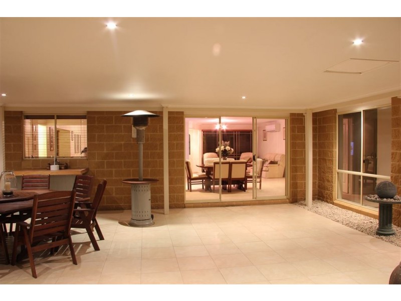 6 Carr Ave, Leongatha VIC 3953