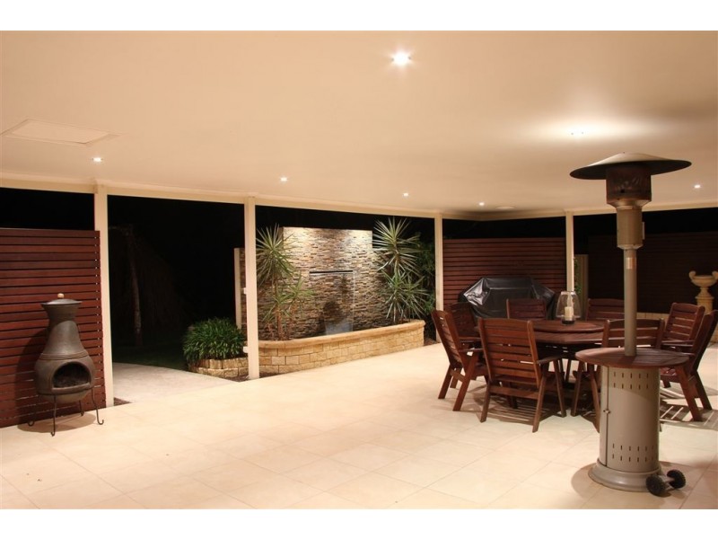 6 Carr Ave, Leongatha VIC 3953