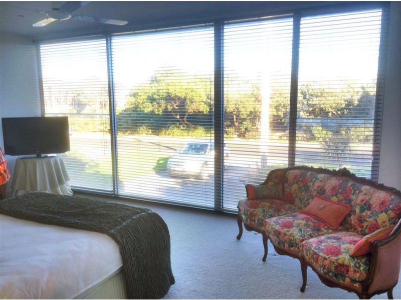 42 Surf Beach Road, Cape Paterson VIC 3995