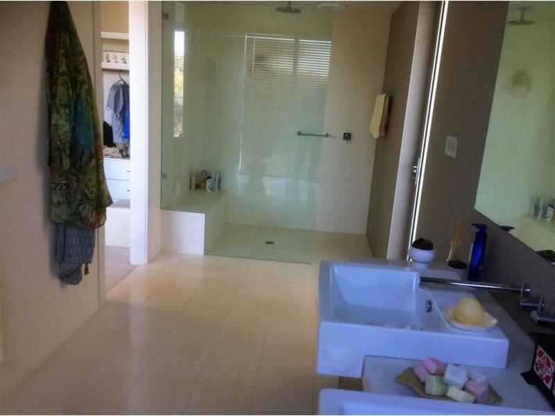 42 Surf Beach Road, Cape Paterson VIC 3995