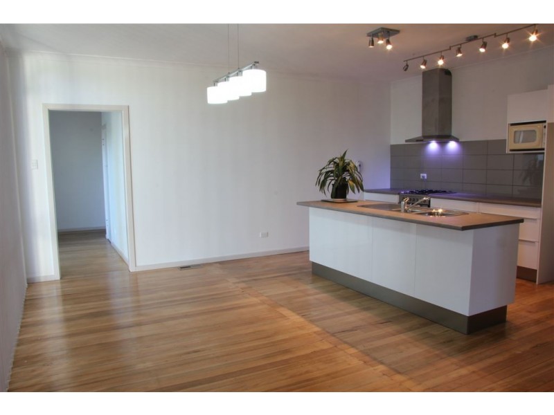 15 Farmer street, Mirboo North VIC 3871