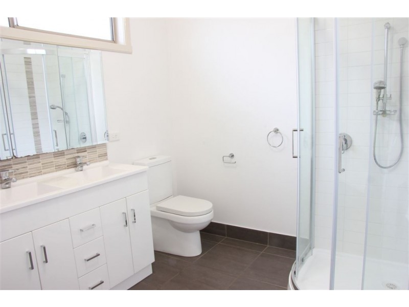 15 Farmer street, Mirboo North VIC 3871