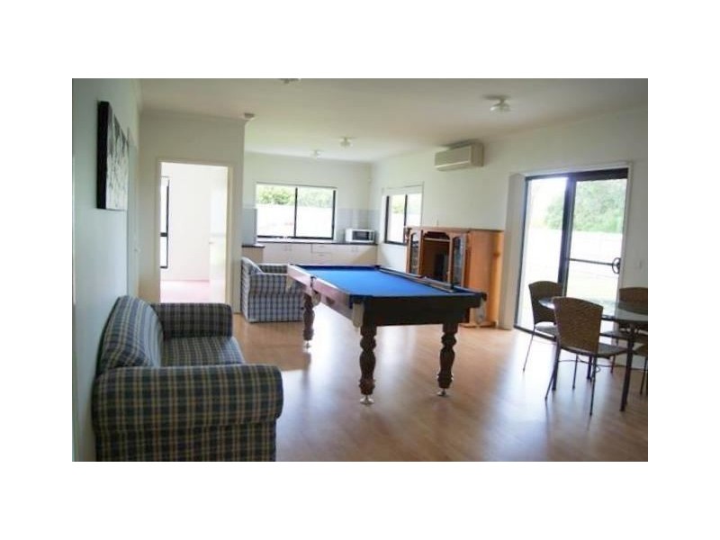 11 Hobson Place, Inverloch VIC 3996