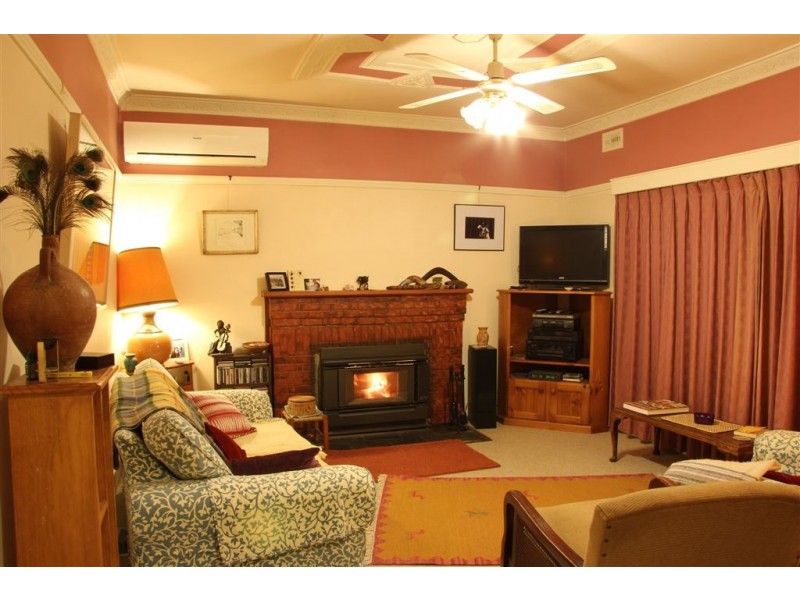 58 Baromi Road, Mirboo North VIC 3871