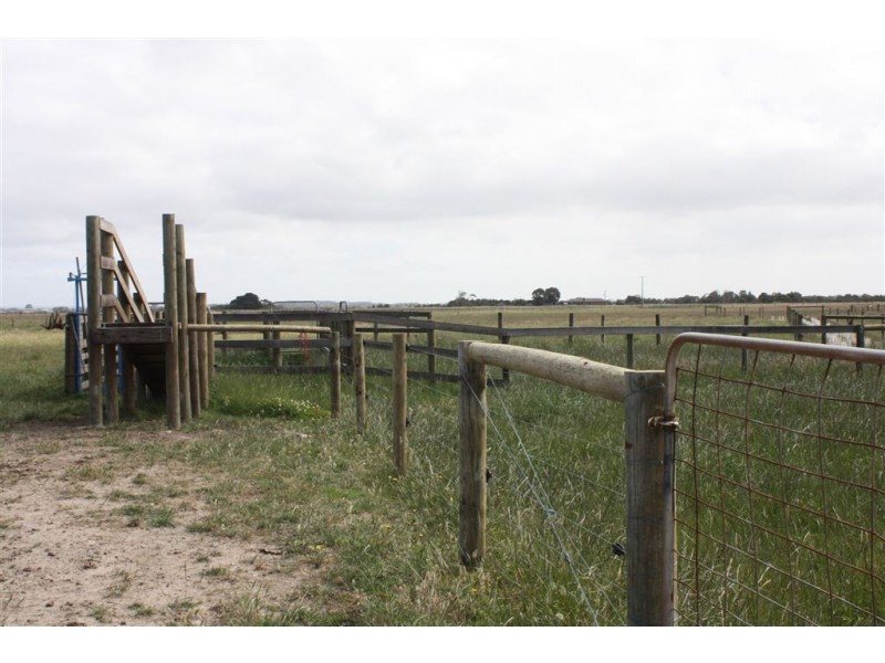 4 Netherwood Lane, Bass VIC 3991