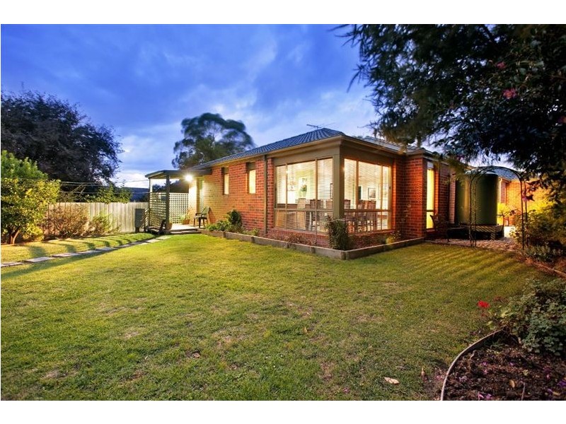 18 Berringa Road, Ringwood North VIC 3134