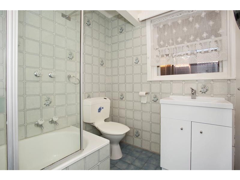 23 Caroline Street, Ringwood VIC 3134