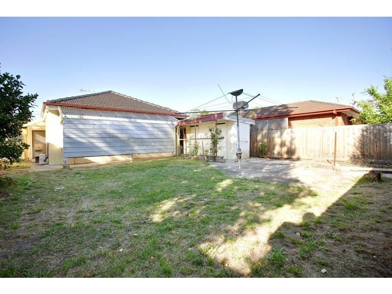 23 Caroline Street, Ringwood VIC 3134