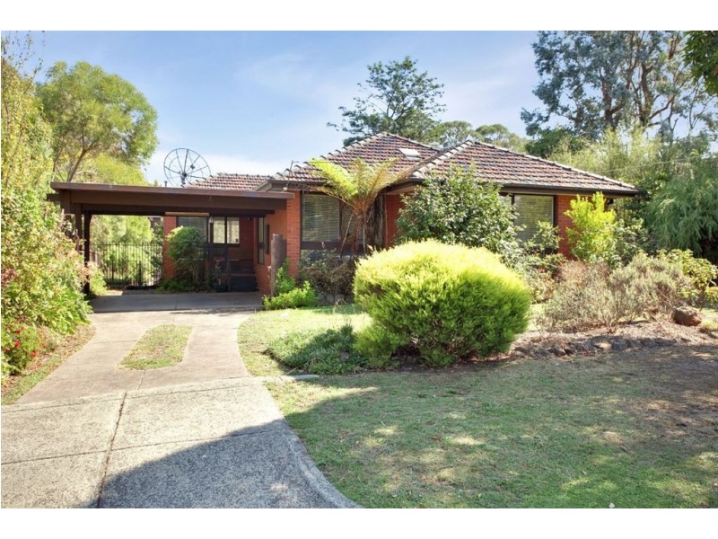 4 Parkhill Drive, Ringwood North VIC 3134