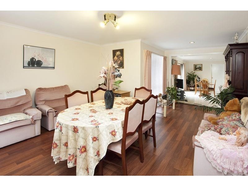 23 Adolphson Avenue, Ringwood North VIC 3134