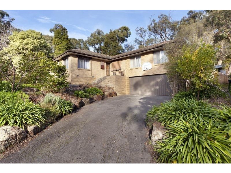 63 Goldsmith Avenue, Ringwood North VIC 3134