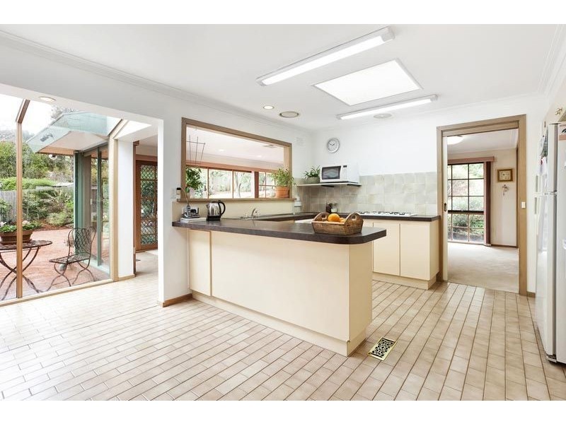 6 Wyndarra Court, Ringwood North VIC 3134