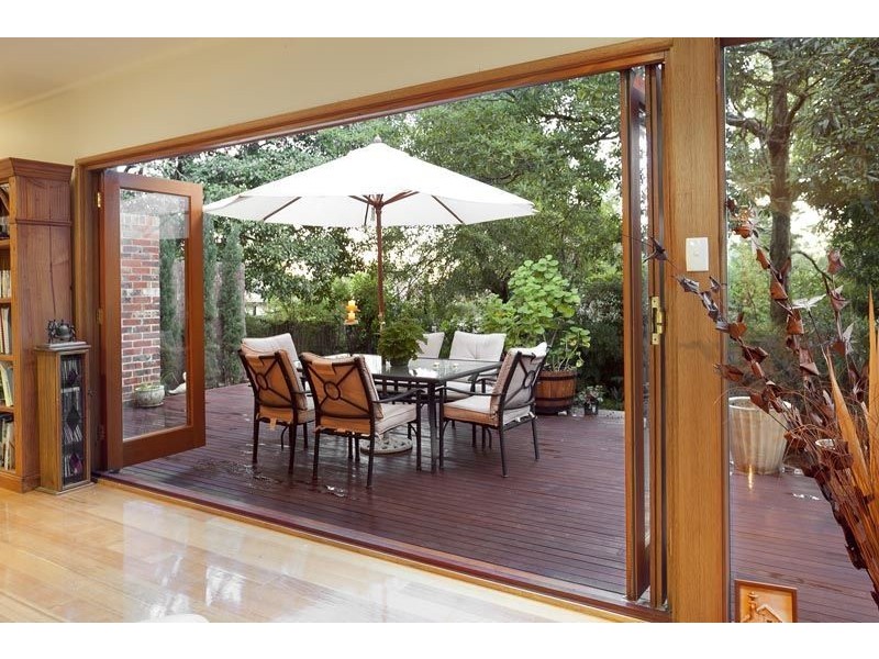 1 Cielterre Avenue, Ringwood North VIC 3134