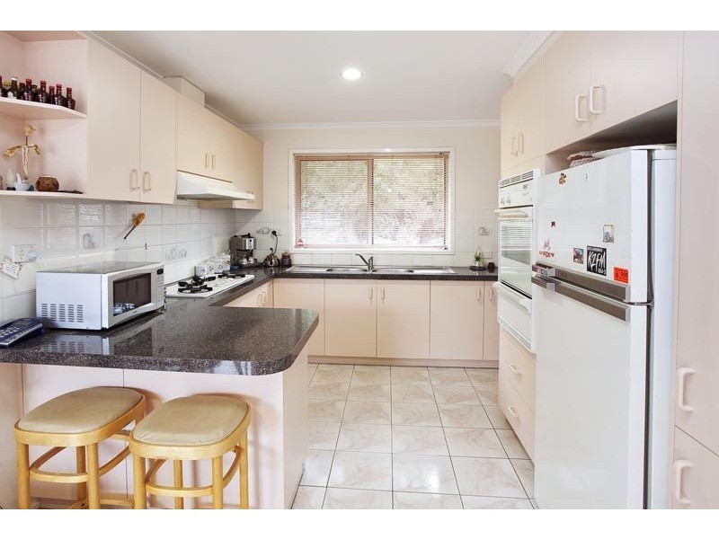 23 Adolphson Avenue, Ringwood North VIC 3134