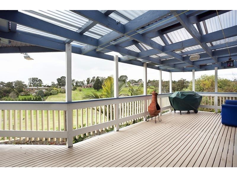 9 Hillview Court, Croydon Hills VIC 3136