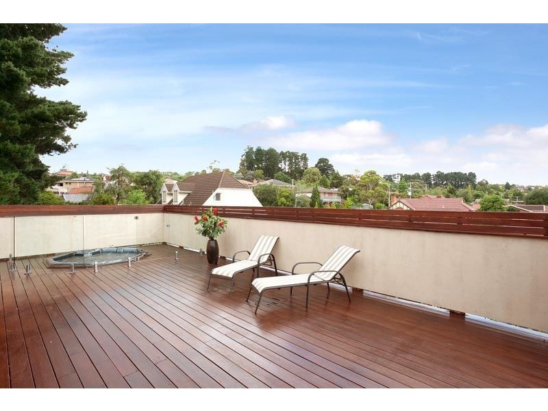 4 Winscott Grove, Ringwood North VIC 3134