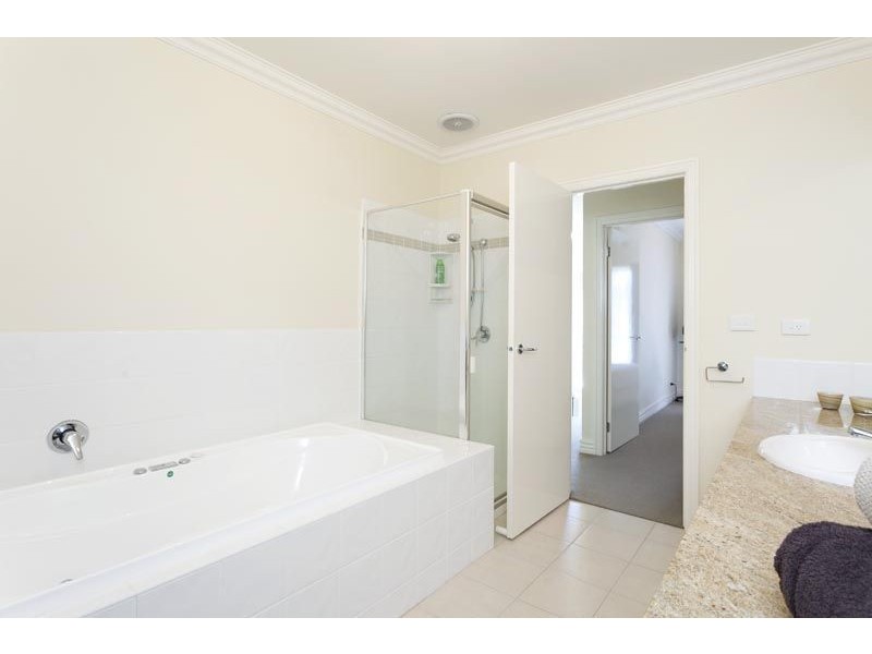 7/36 Oban Road, Ringwood North VIC 3134