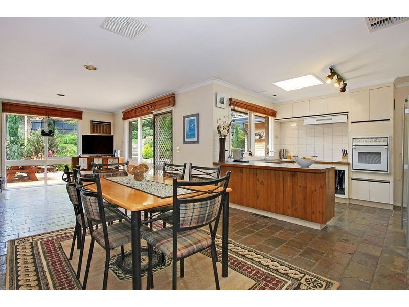 70 Glenvale Road, Ringwood North VIC 3134