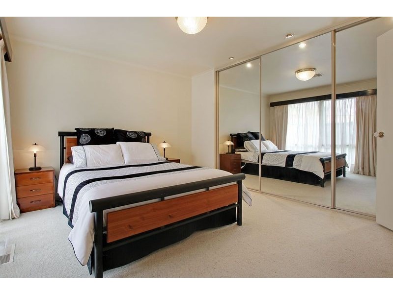 31A Mirang Avenue, Croydon VIC 3136