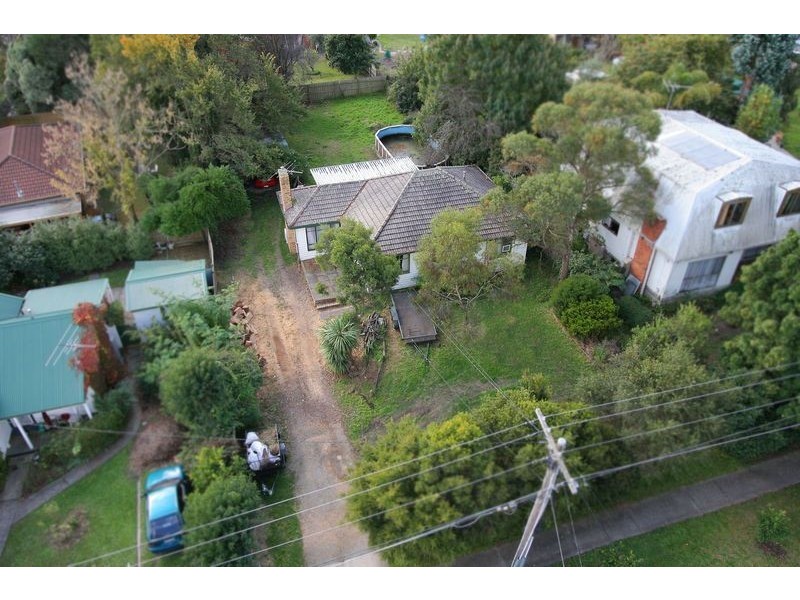 24 Plumer Street, Croydon VIC 3136