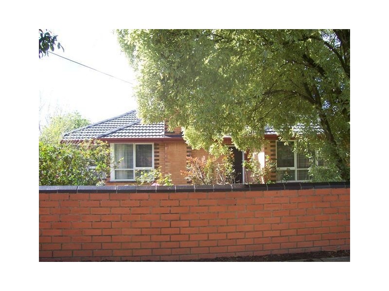 30 Lockhart Road, Ringwood North VIC 3134