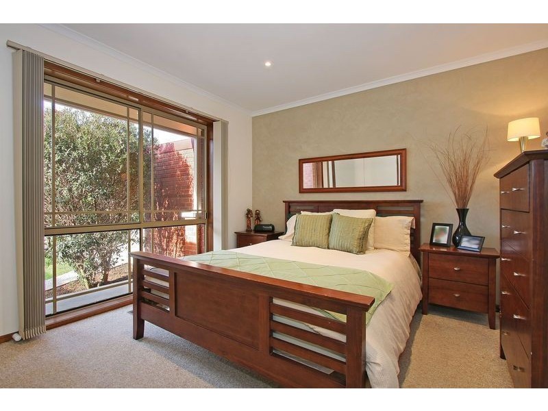 2/13 Finlayson Street, Ringwood East VIC 3135