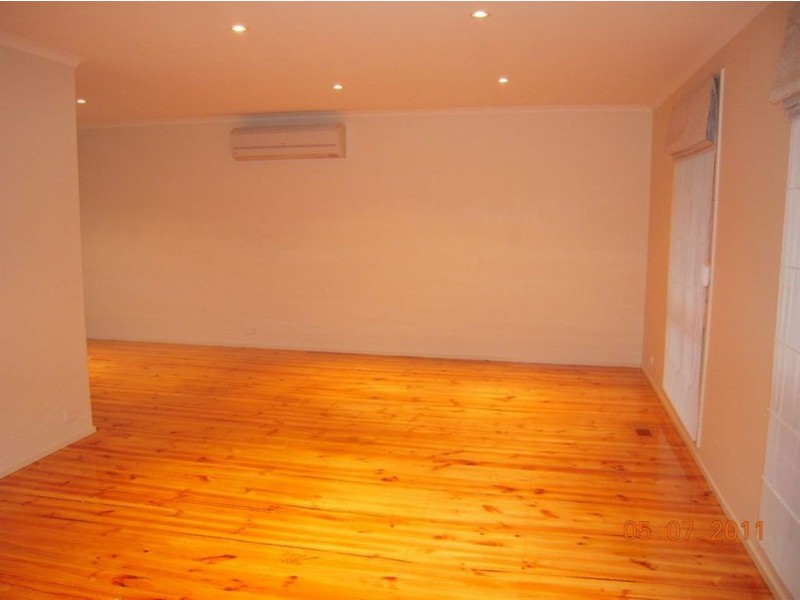 3 Bickleigh Court, Croydon Hills VIC 3136