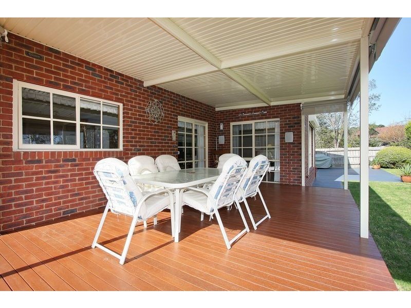 39 Crawley Grove, Ringwood North VIC 3134