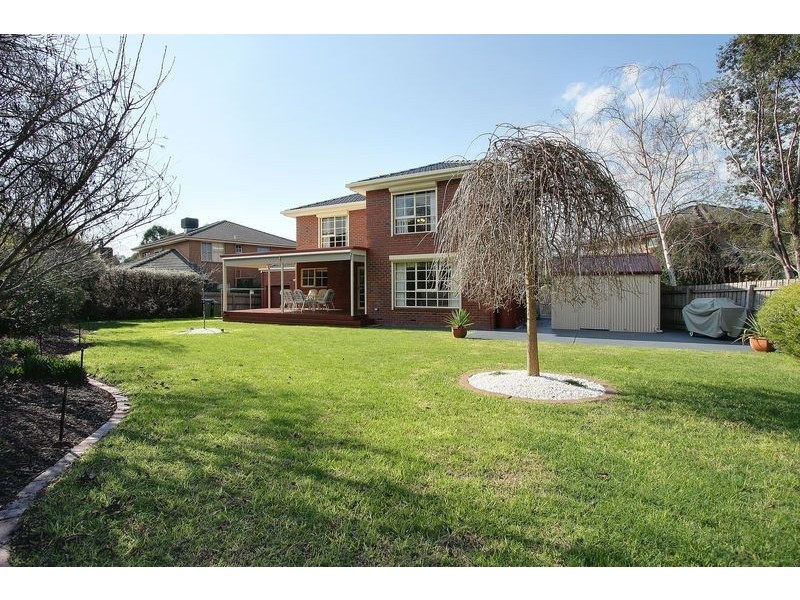 39 Crawley Grove, Ringwood North VIC 3134