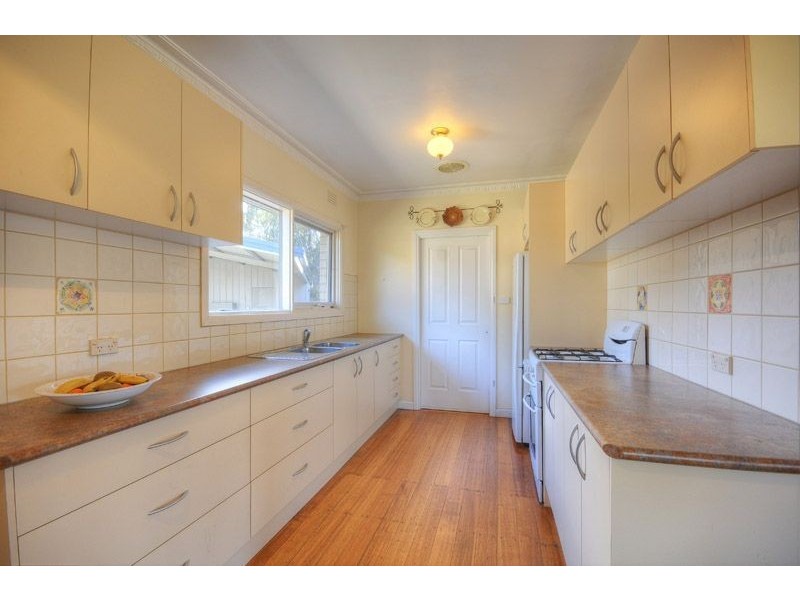 5 Warranwood Road, Warranwood VIC 3134