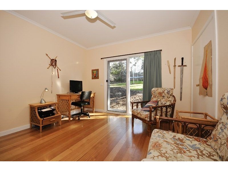 5 Warranwood Road, Warranwood VIC 3134